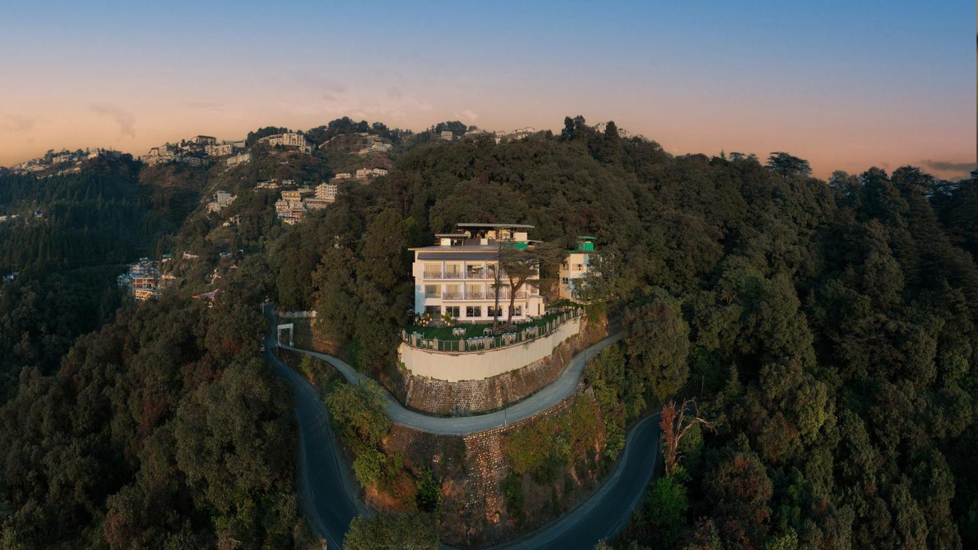 Echor Baris Resort Mussoorie Extérieur photo