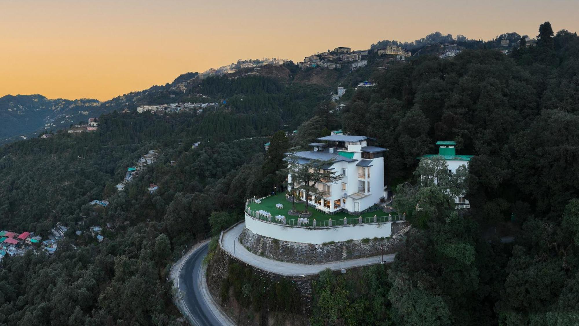 Echor Baris Resort Mussoorie Extérieur photo